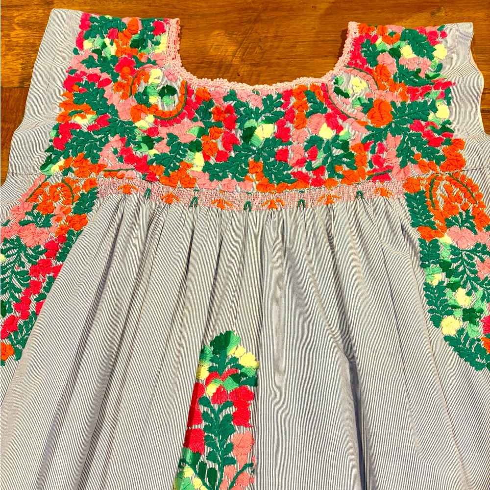 Mi Golondrina embroidered short dress